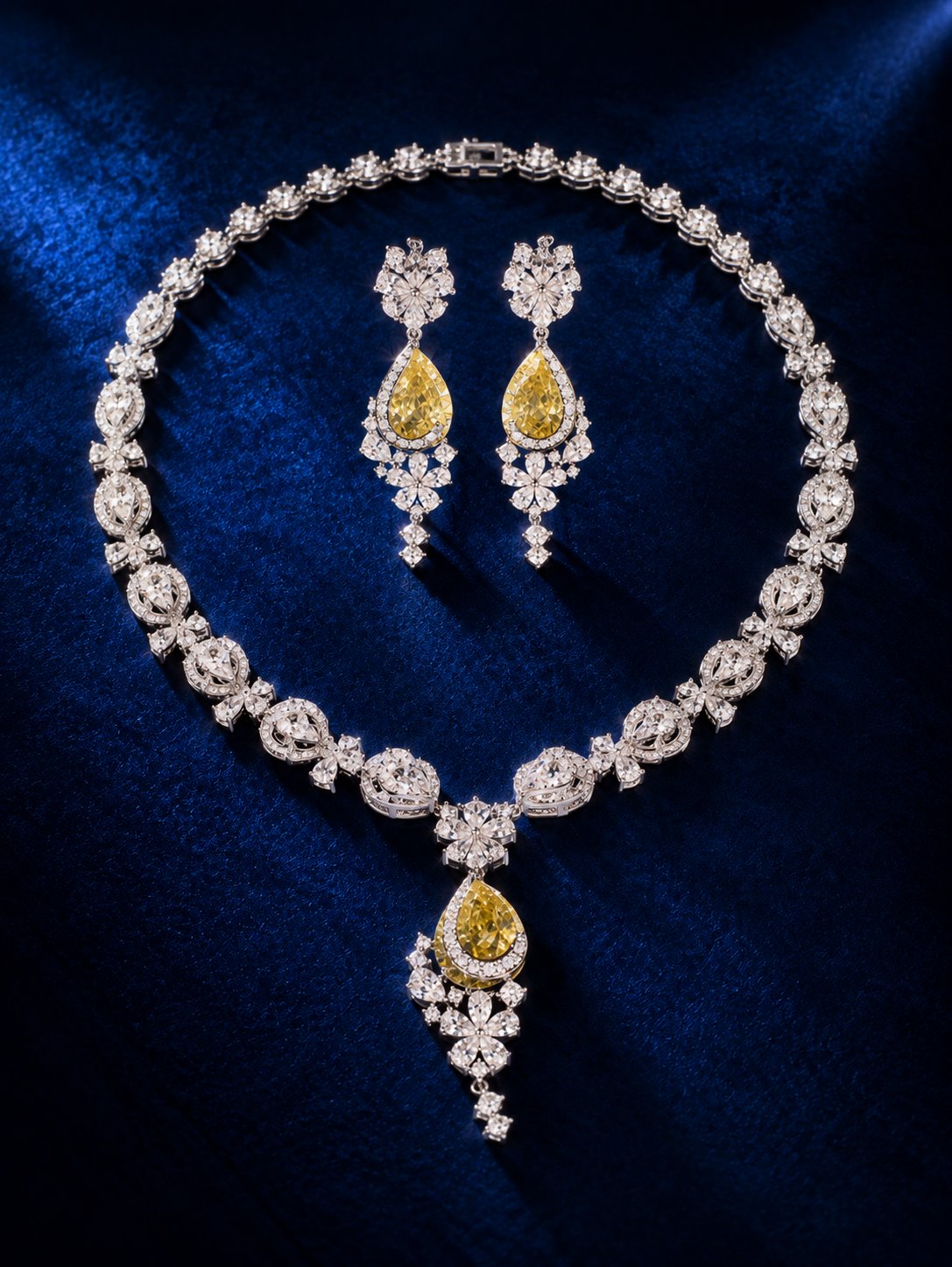 Floral Teardrop Overlap Necklace Set
