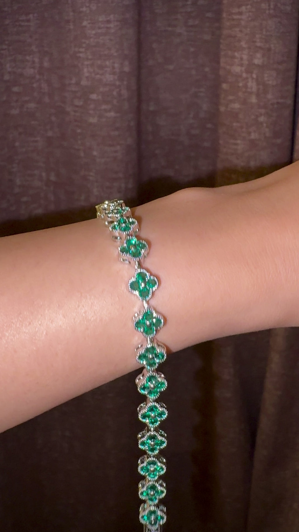 Emerald Clover Link Statement Bracelet