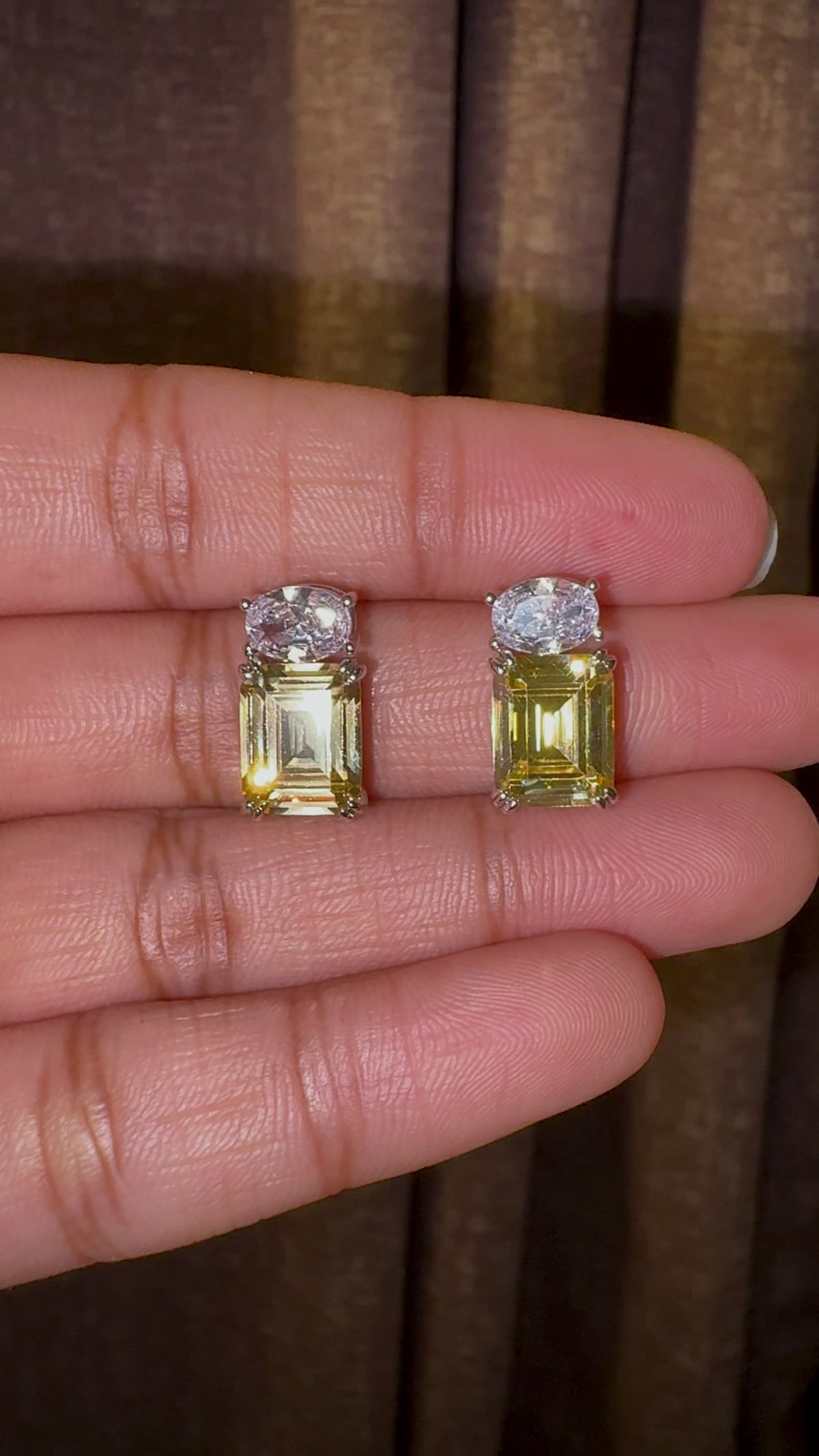 Yellow Lumière Emerald-Cut Stud Earrings